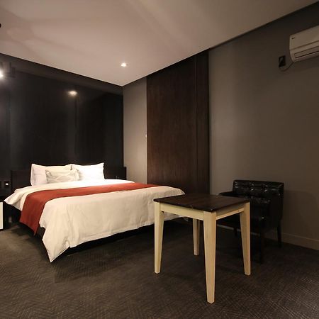 The Club Hotel Seomyeon Пусан Екстер'єр фото